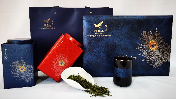 送礼的茶叶礼盒有什么要求？茶礼选购有讲究！【鸦鹊山】