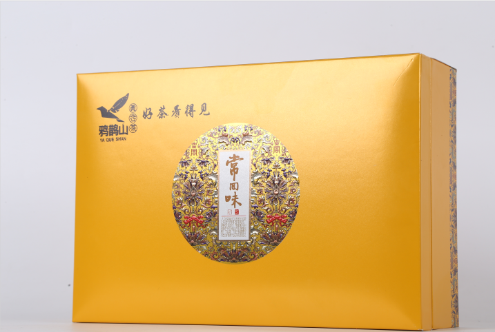 保靖黄金茶泡出来的水颜色——真真假假，一看便知【鸦鹊山】