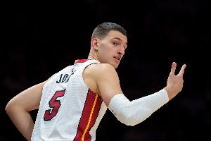 劲球直播-足球赛事直播-篮球赛事直播-NBA|CBA|英超直播